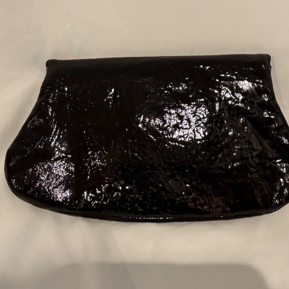 Laura Merkin patent leather clutch - Picture 2 of 6